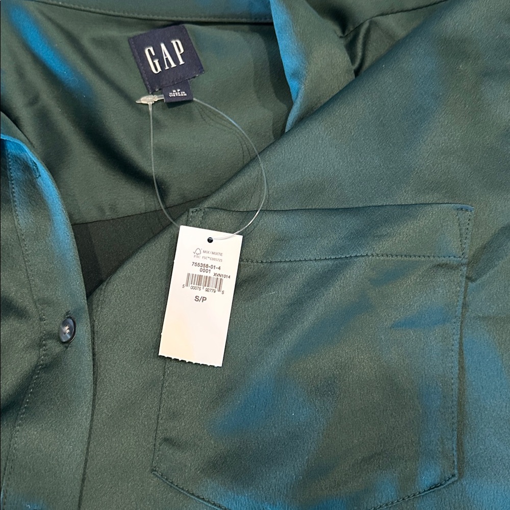 Nwt . Gap blouse - Picture 5 of 6